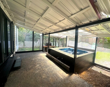 1405 Westway Street - Photo Thumbnail 7