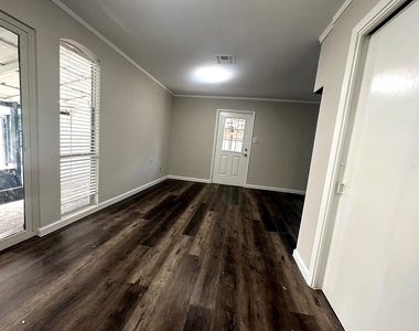 1405 Westway Street - Photo Thumbnail 3