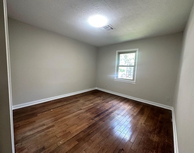 1405 Westway Street - Photo Thumbnail 6