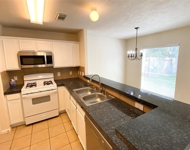 3643 Windmill Village Drive - Photo Thumbnail 4
