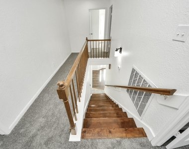 616 S Rivershire Drive - Photo Thumbnail 20