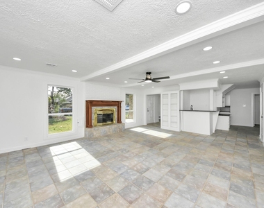 616 S Rivershire Drive - Photo Thumbnail 6