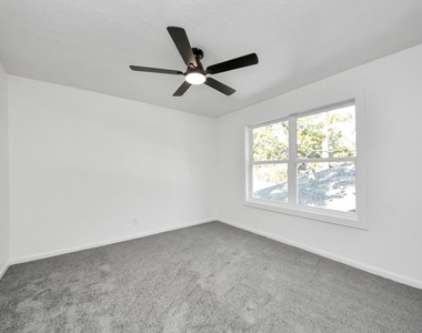 616 S Rivershire Drive - Photo Thumbnail 21
