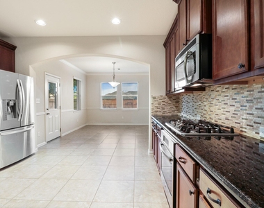 9162 Monarch Field Lane - Photo Thumbnail 15