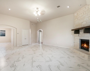 9162 Monarch Field Lane - Photo Thumbnail 13