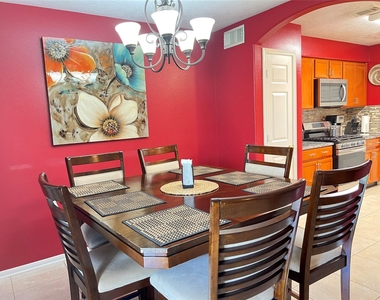 13706 Maximos Drive - Photo Thumbnail 17