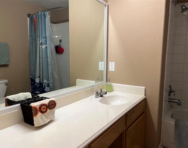 13706 Maximos Drive - Photo Thumbnail 28