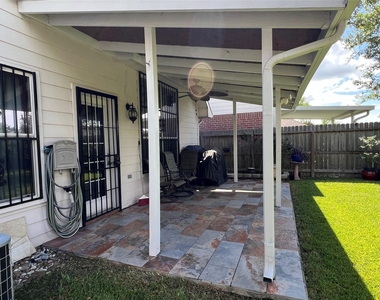 13706 Maximos Drive - Photo Thumbnail 36