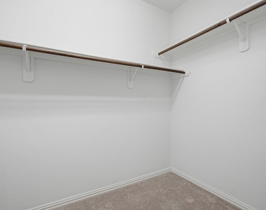 2261 Ivy Wall Drive - Photo Thumbnail 18