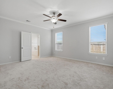 2261 Ivy Wall Drive - Photo Thumbnail 14