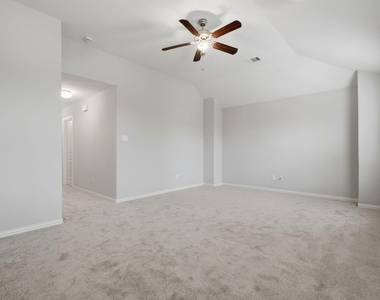 2261 Ivy Wall Drive - Photo Thumbnail 20