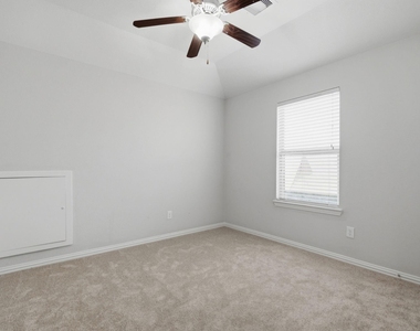 2261 Ivy Wall Drive - Photo Thumbnail 22