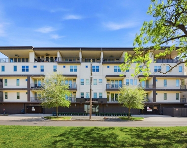 4819 Caroline Street - Photo Thumbnail 16