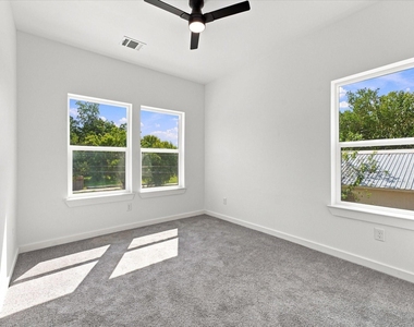 8726 Scott Street - Photo Thumbnail 15