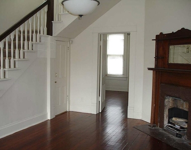 315 W 21st Street - Photo Thumbnail 1