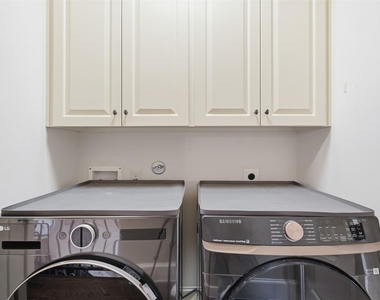 4323 Rose Street - Photo Thumbnail 25
