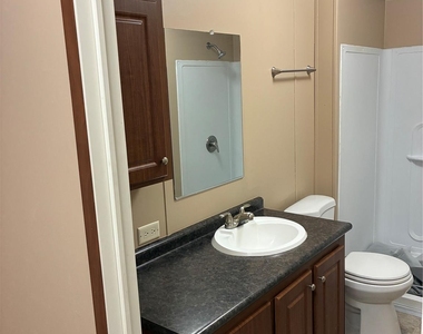 112 Strawberry Road - Photo Thumbnail 5