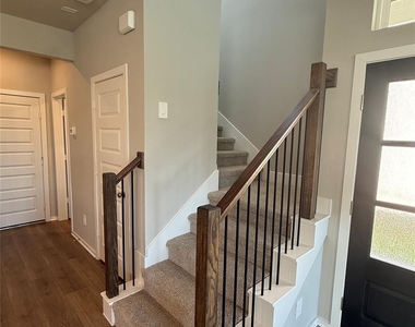 19970 Emerald Bend Way - Photo Thumbnail 12