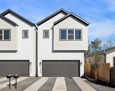 1203 E 27th Street - Photo Thumbnail 18