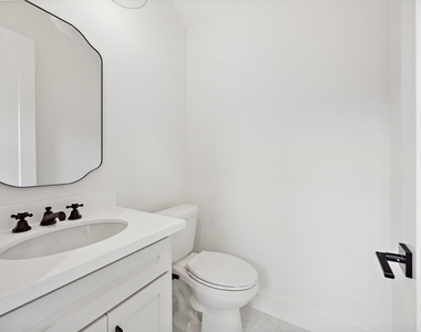 1203 E 27th Street - Photo Thumbnail 6