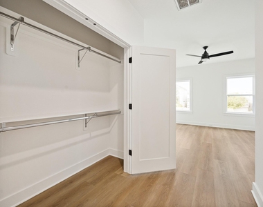 1203 E 27th Street - Photo Thumbnail 13