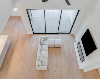 1327 Crown Forest Drive - Photo Thumbnail 37