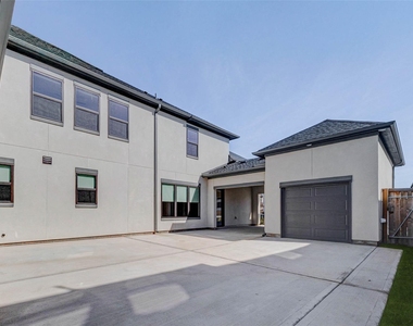 1327 Crown Forest Drive - Photo Thumbnail 44