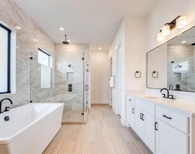 1327 Crown Forest Drive - Photo Thumbnail 22
