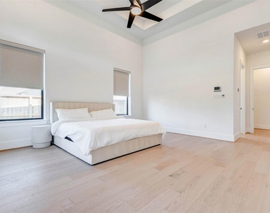 1327 Crown Forest Drive - Photo Thumbnail 21