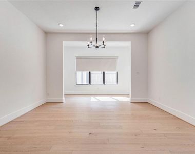 1327 Crown Forest Drive - Photo Thumbnail 17