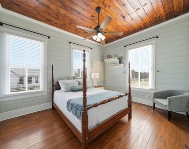 1001 Avenue K - Photo Thumbnail 28