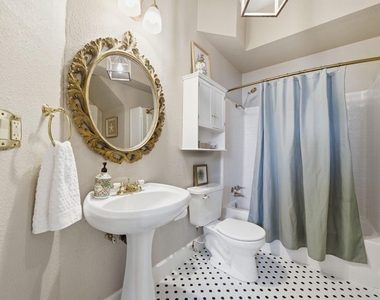 1001 Avenue K - Photo Thumbnail 16