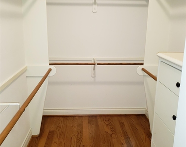 916 Lawrence Street - Photo Thumbnail 19