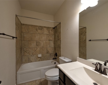 25718 Owl Landing Lane - Photo Thumbnail 4