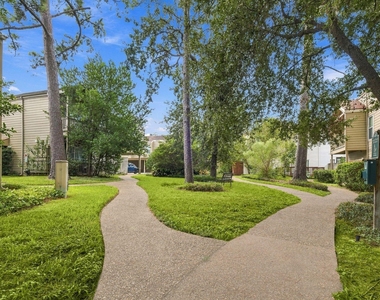 2100 Tanglewilde Street - Photo Thumbnail 18