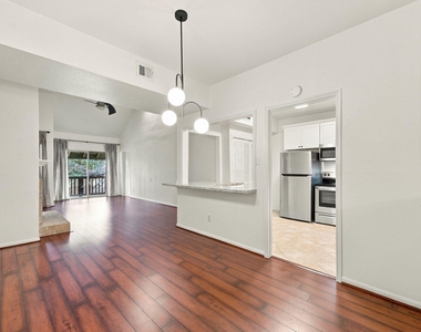 2100 Tanglewilde Street - Photo Thumbnail 6