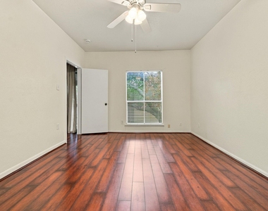 2100 Tanglewilde Street - Photo Thumbnail 11