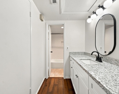 2100 Tanglewilde Street - Photo Thumbnail 16