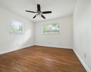 4210 Delhi Street - Photo Thumbnail 5