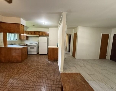 13205 Northumb Road - Photo Thumbnail 1