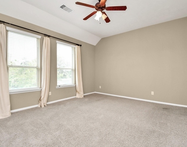 3323 Home Point Drive - Photo Thumbnail 15