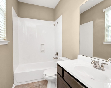 3323 Home Point Drive - Photo Thumbnail 21