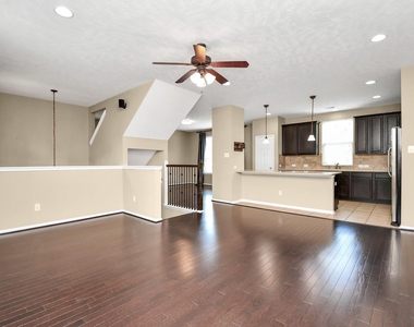 3323 Home Point Drive - Photo Thumbnail 5