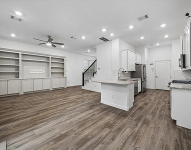 5102 Chapel Heights Drive - Photo Thumbnail 6