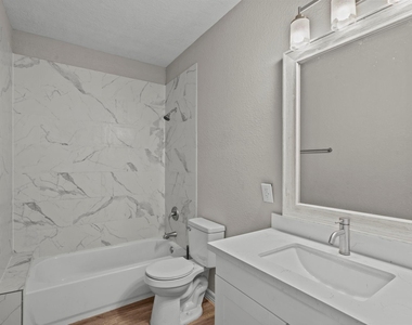 311 7th Avenue N - Photo Thumbnail 13