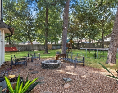 9643 Crail Drive - Photo Thumbnail 16