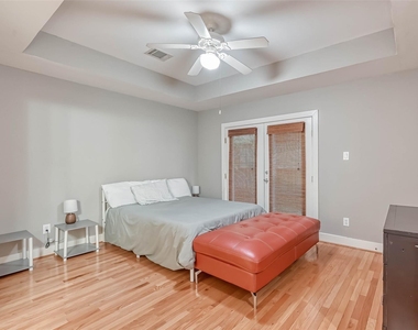 9701 Marlive Lane - Photo Thumbnail 11
