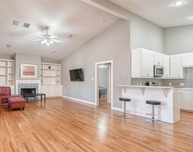 9701 Marlive Lane - Photo Thumbnail 6