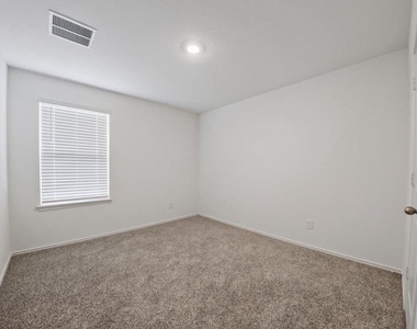 31430 Harp Ridge Drive - Photo Thumbnail 11