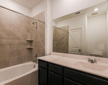 18446 Summit Ranch Drive - Photo Thumbnail 12